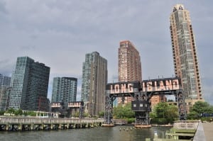 Gantry Plaza State Park